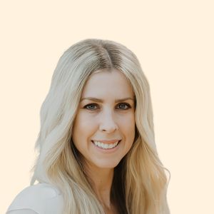 Jennifer Pentz, Therapist