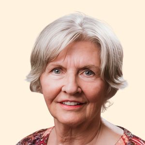 Karen Cowdrey, Therapist