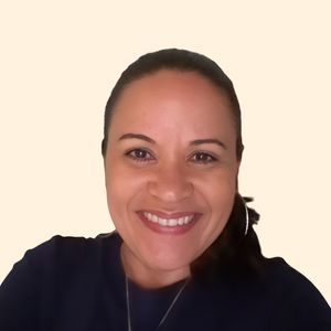 Jacqueline Espinal, Therapist