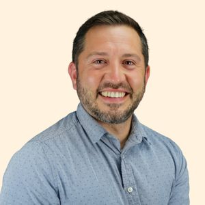 Micah Lane, Therapist