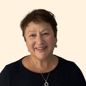 Susan Reingold, Therapist