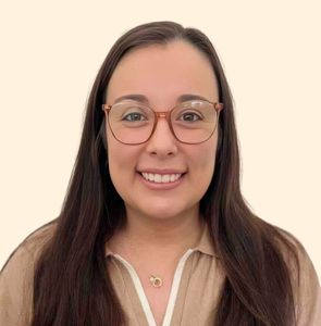 Elizabeth Diaz, Therapist