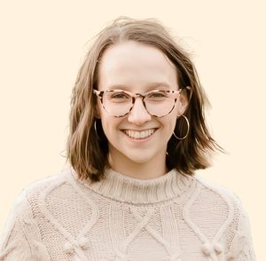 Madison Wasikiewicz, Therapist