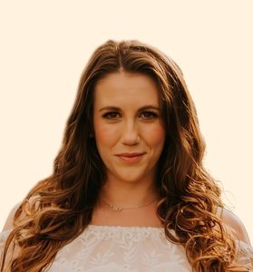 Anna Powers, Therapist