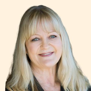 Tonya King, Therapist