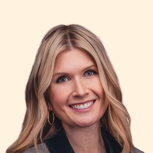 Joanna Lippert, Therapist
