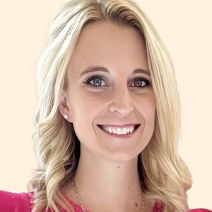 Jenna Wade, Psychologist