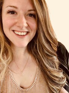 Jillian Crump, Therapist