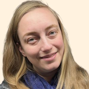 Sara Giboyeaux, Therapist