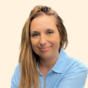 Giselle Roszkowski, Therapist