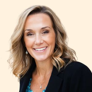 Stephanie Grein, Therapist