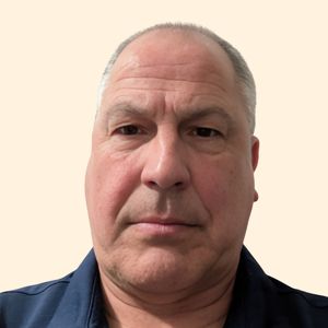 Robert Lindberg, Therapist