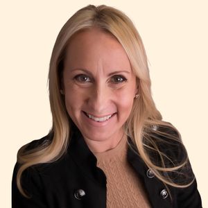 Joy Spiegel, Therapist