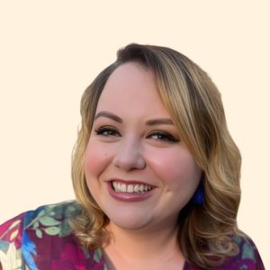 Nicole Shepherd, Therapist