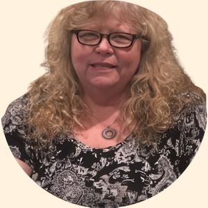 Susan Holthaus, Therapist