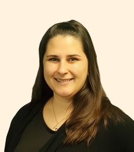 Martha Tandara, Therapist