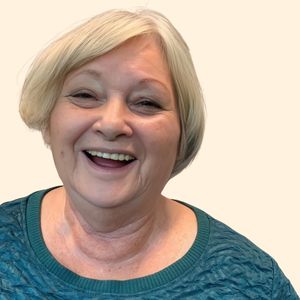 Lorraine Winkler, Therapist