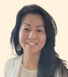 Debra Larocchia, Therapist