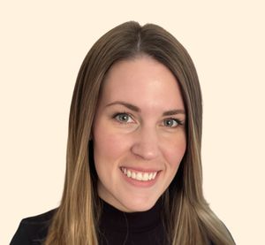 Jessica Thomas, Therapist