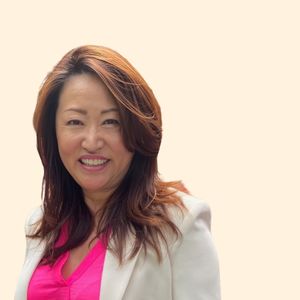 Sunny Park, Therapist