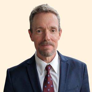 Geoffrey Ryan, Therapist