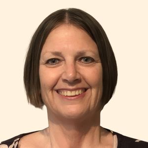 Janis Mellinger, Therapist