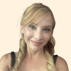 Trisha Bordas, Therapist