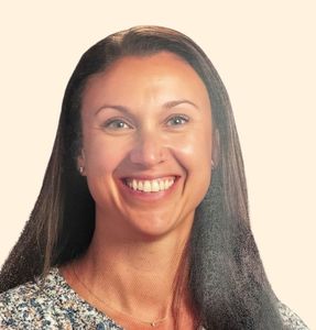 Dana Alvanas, Therapist
