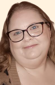 Krystal Lawson, Therapist