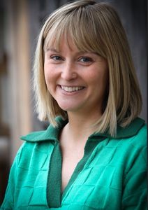 Emily Morris, Therapist