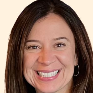Kelley Sproles, Therapist