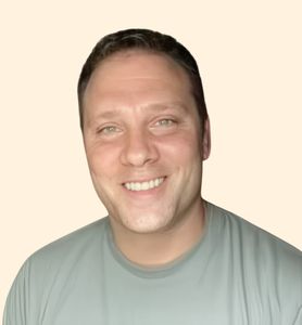 Greg Kulik, Therapist