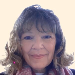 Rebecca Wright, Therapist