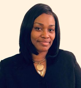 Cynthia Perry, Therapist