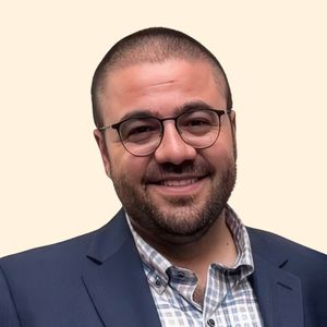 Fatih Kokdere, Psychiatrist