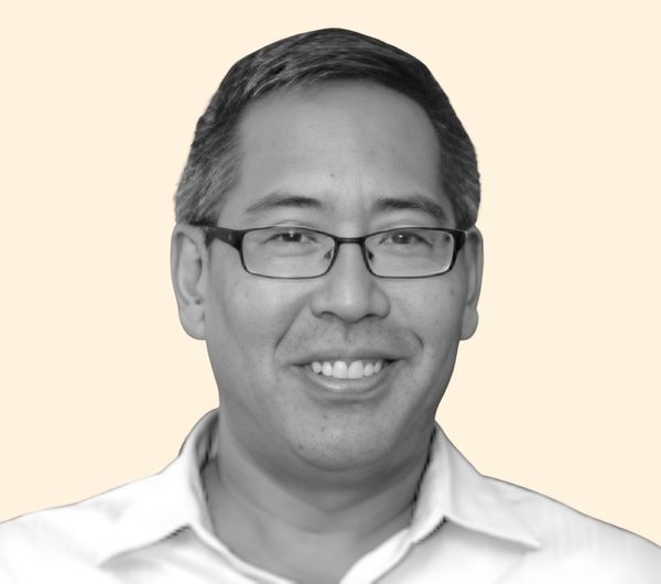 Thomas Yokoyama, Therapist