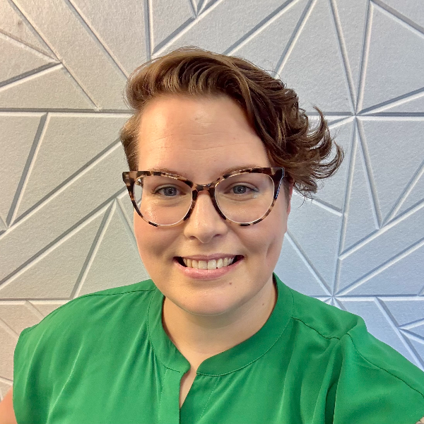 Emma MacDougall, Therapist