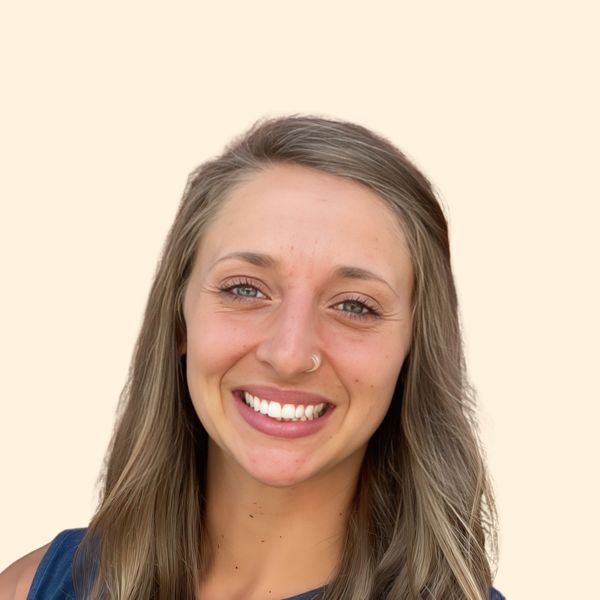 Stephanie Saxe, Therapist