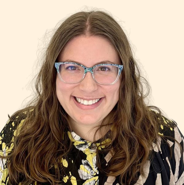 Lindsay Hillenberg, Therapist