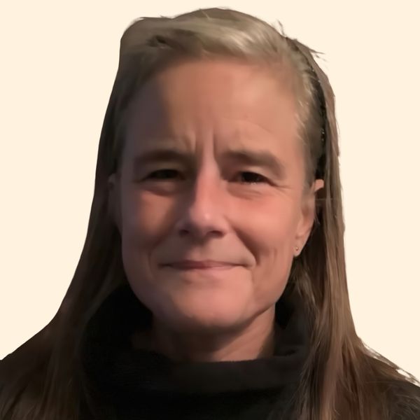Elizabeth Brenden, Therapist