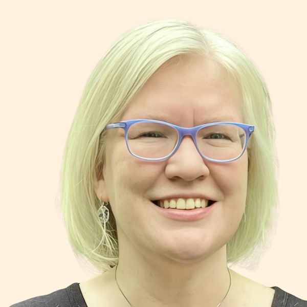 Sylvia Bradd, Therapist