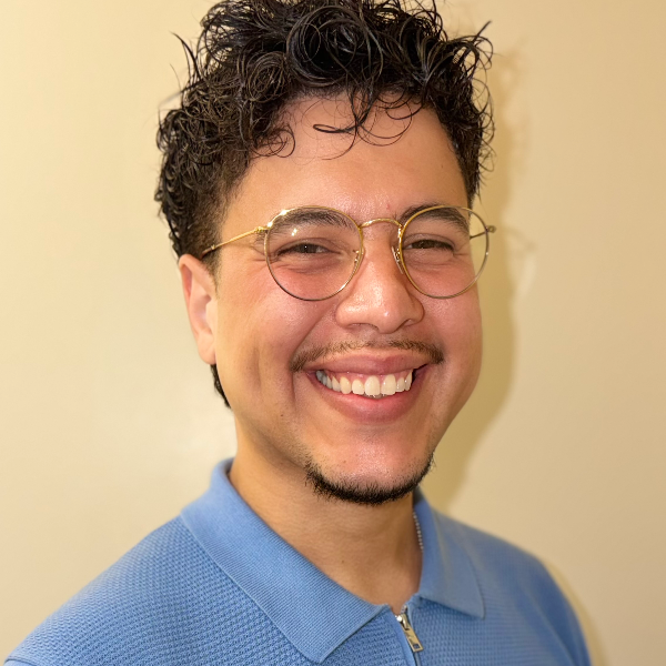 Javier Gomez Martinez, Therapist