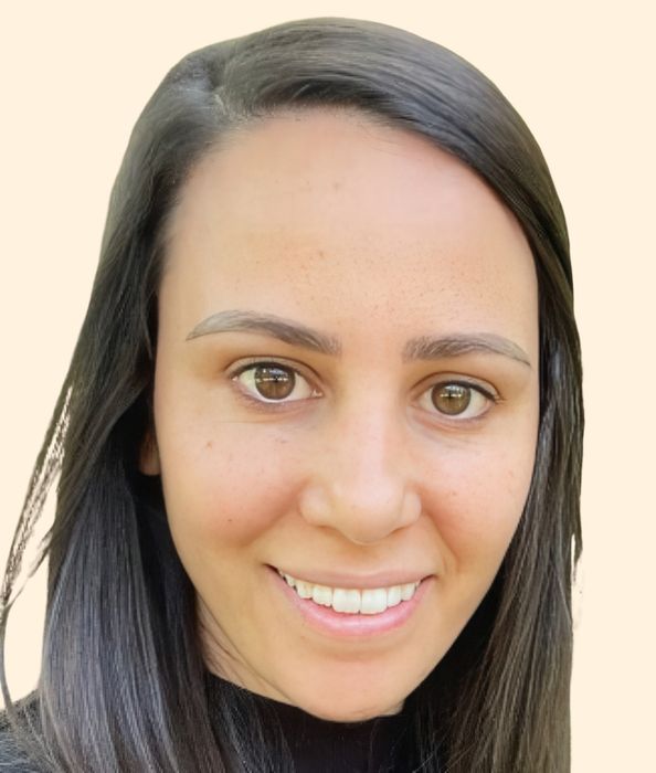Brittany Jewett, Therapist