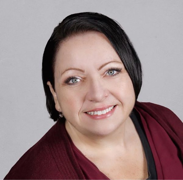 Wendy Fisher, Therapist