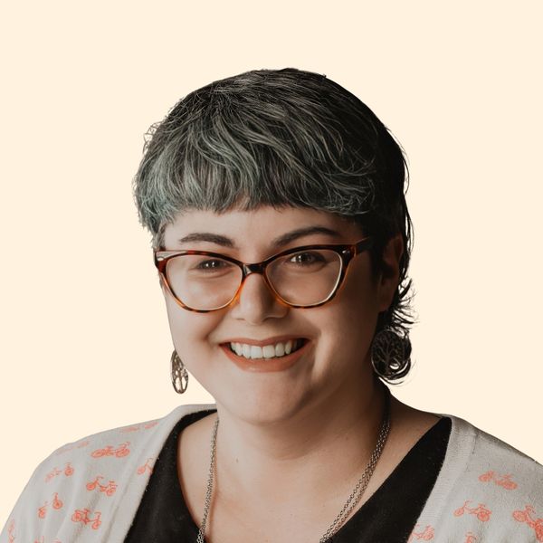 Rachel Sicari, Therapist