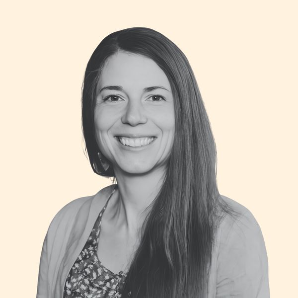 Kristen Nelson, Therapist