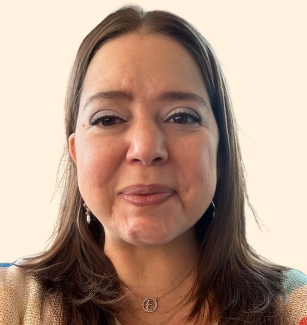 Ellie Ettman, Therapist