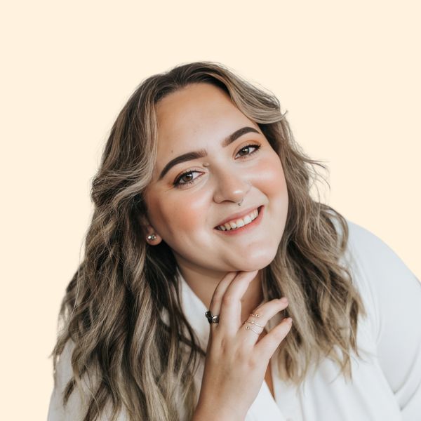 Elizabeth Crowell, Therapist
