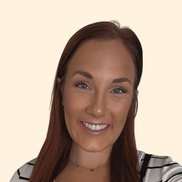 Jessie Knoble, Therapist