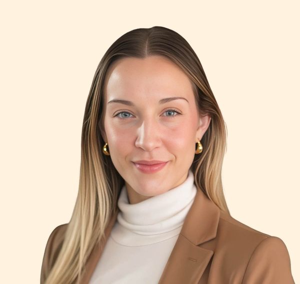 Abigail Lust, Therapist